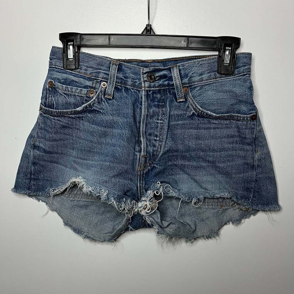Levi's 501 Original Denim Cut-Off Shorts Light Wash Size W26